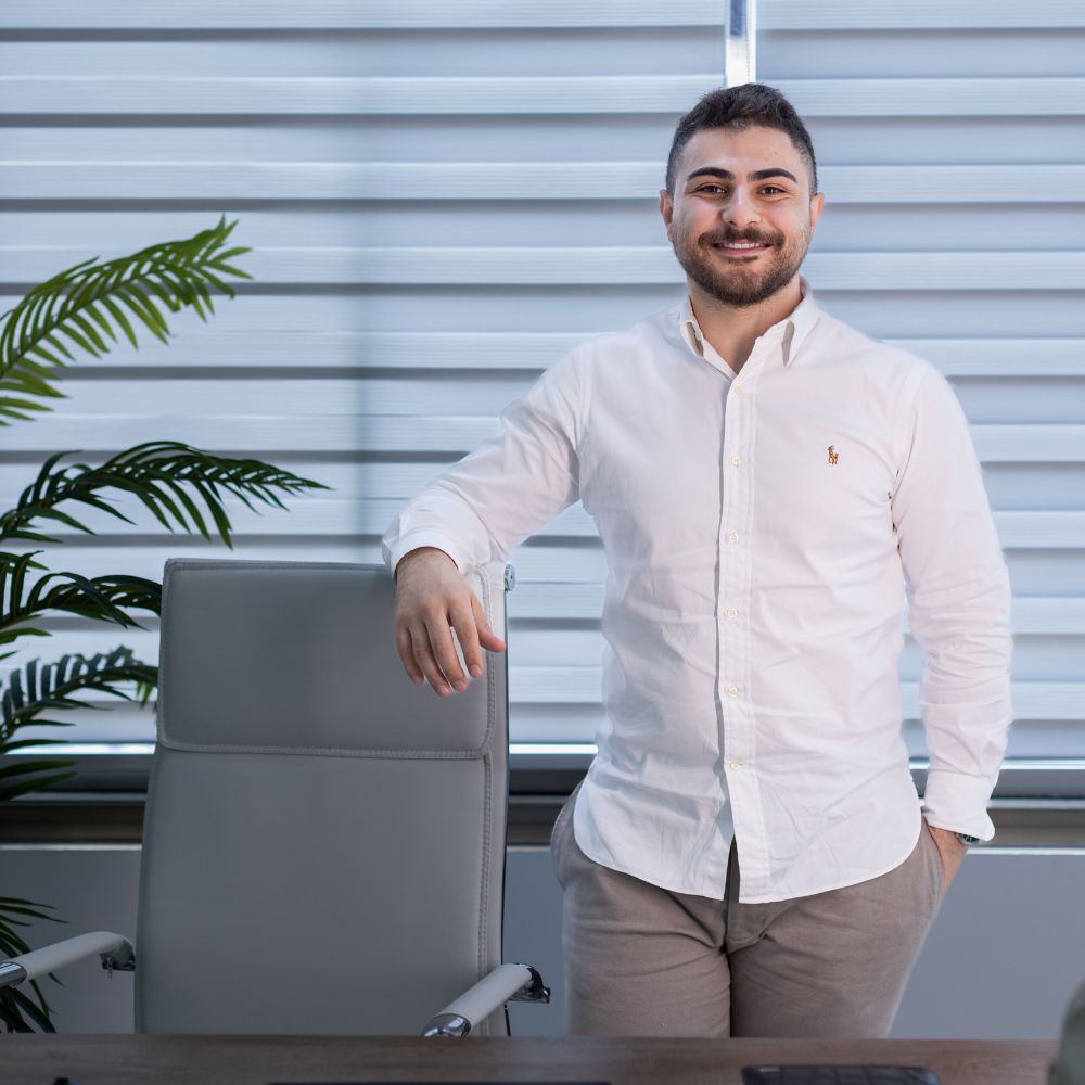 Dr. Julio Tannous